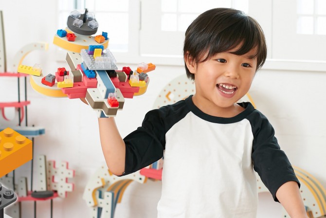 Piankowe klocki konstrukcyjne Bakoba - Inventor box 65el.